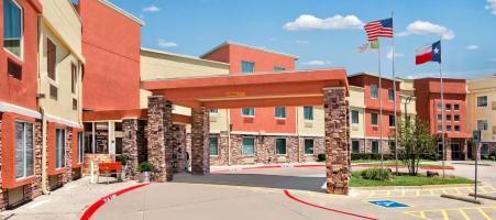 Holiday Inn Express & Suites Arlington